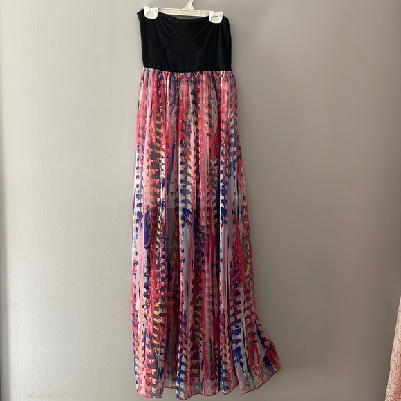 Roxy Maxi Dress - Picture 5 of 5